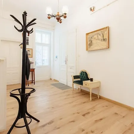 Ivy House With Balcony Apartman Pozsony